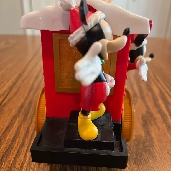 Disney’s Ruz Express Music Train Engine Christmas Goofy, Minnie, Mickey Mouse 🎄 - Picture 7 of 15